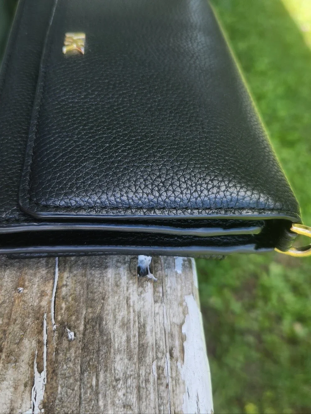 Michael Kors Black Pebbled Leather Crossbody Wallet EUC
